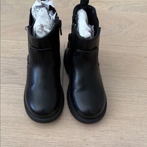 Gap Toddler Chelsea Boot